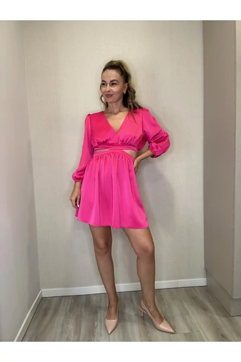 Envy - Nyitott Derekú Pink Szatén Ruha