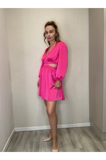 Envy - Nyitott Derekú Pink Szatén Ruha