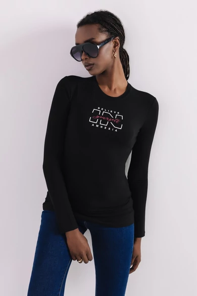 Amnesia - Xihin Fekete Felső