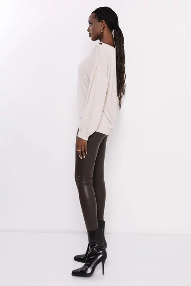 Amnesia - Dafne Bézs Felső