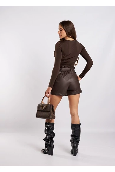 Envy - Kötős Sötétbarna Bőrhatású Short
