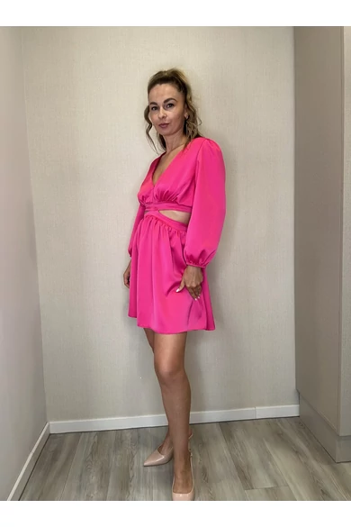 Envy - Nyitott Derekú Pink Szatén Ruha