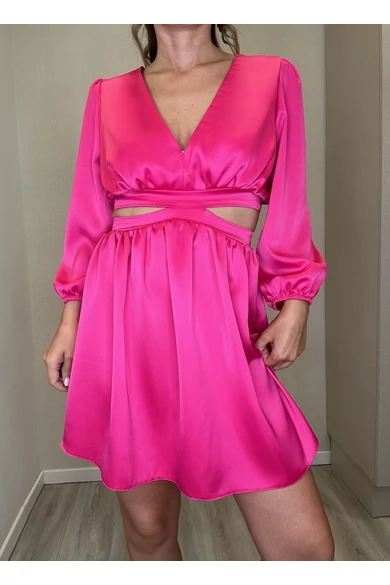 Envy - Nyitott Derekú Pink Szatén Ruha