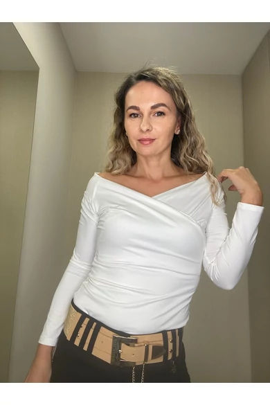 Mayo Chix - Tania Fehér Felső