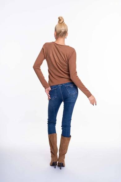 Mayo Chix - Nápoly Karamell Pulóver/Átmenetes Strassz