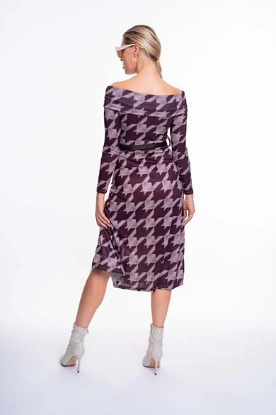 Mayo Chix – Georgina Kockás Padlizsán Ruha