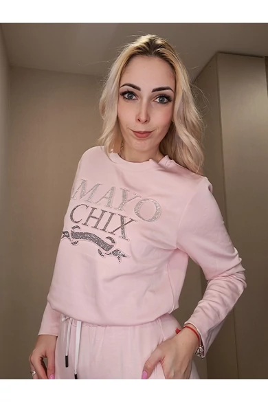 Mayo Chix - Play Rózsaszín Melegítő Együttes
